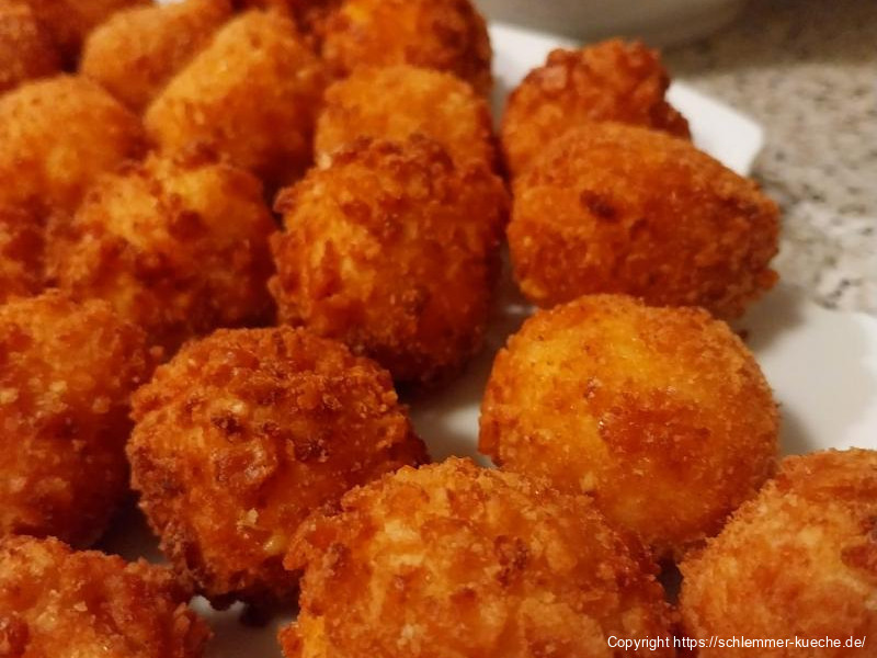 Käsebällchen