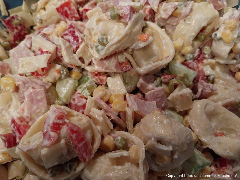 Tortellinisalat