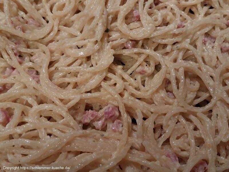 Spaghetti in Schinken-Sahne-Sauce