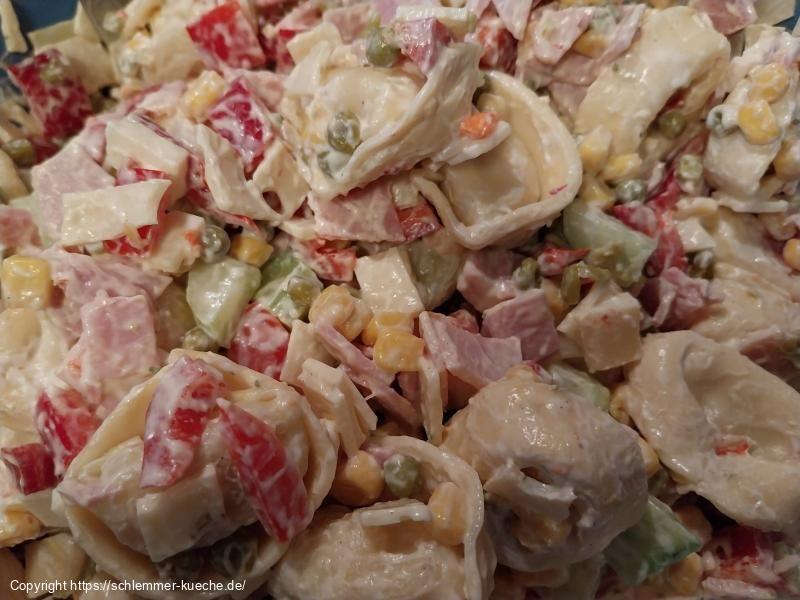 Tortellinisalat