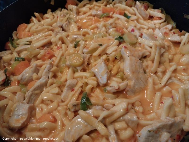 Hähnchengeschnetzeltes mit Spätzle