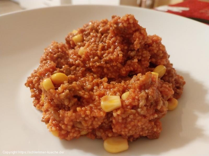 Schneller Couscous-Eintopf mit Hackfleisch